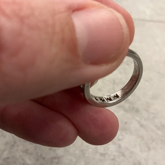 Tiffany and co platinum wedding band - Picture 5 of 5